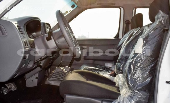 Buy Import Nissan NP 300 White Car in Import - Dubai in Ali Sabieh Region Buy Import Nissan NP 300 White Car in Import - Dubai in Ali Sabieh Region