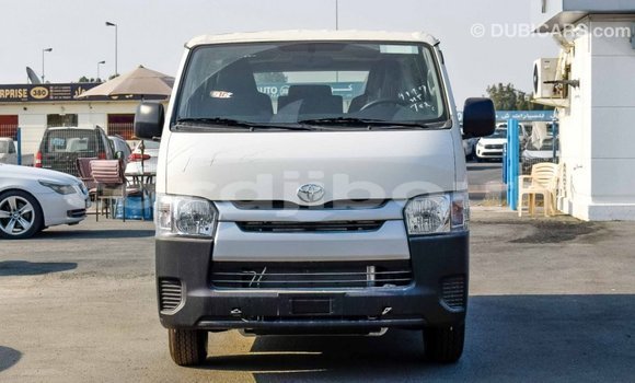 Buy Import Toyota Hiace White Car in Import - Dubai in Ali Sabieh Region Buy Import Toyota Hiace White Car in Import - Dubai in Ali Sabieh Region