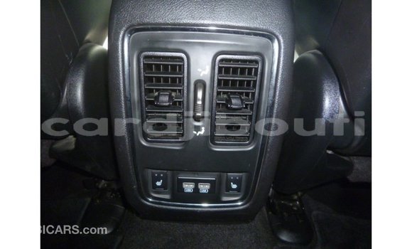 Acheter Import Voiture Jeep Grand Cherokee Autre à Import - Dubai, Ali Sabieh Region Acheter Import Voiture Jeep Grand Cherokee Autre à Import - Dubai, Ali Sabieh Region