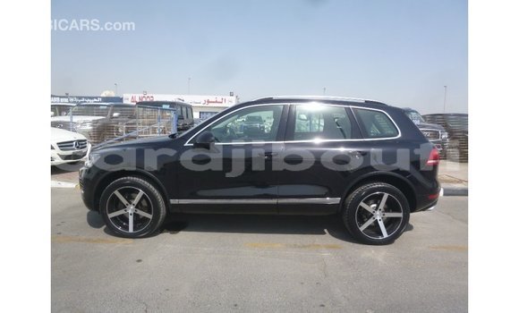 Acheter Import Voiture Volkswagen Touareg Noir à Import - Dubai, Ali Sabieh Region Acheter Import Voiture Volkswagen Touareg Noir à Import - Dubai, Ali Sabieh Region