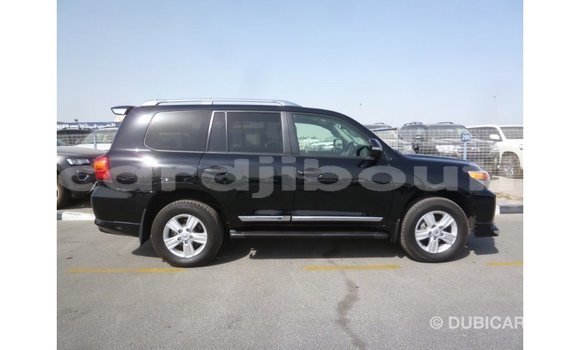 Acheter Import Voiture Toyota Land Cruiser Noir à Import - Dubai, Ali Sabieh Region Acheter Import Voiture Toyota Land Cruiser Noir à Import - Dubai, Ali Sabieh Region