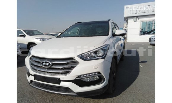 Buy Import Hyundai Santa Fe White Car in Import - Dubai in Ali Sabieh Region Buy Import Hyundai Santa Fe White Car in Import - Dubai in Ali Sabieh Region