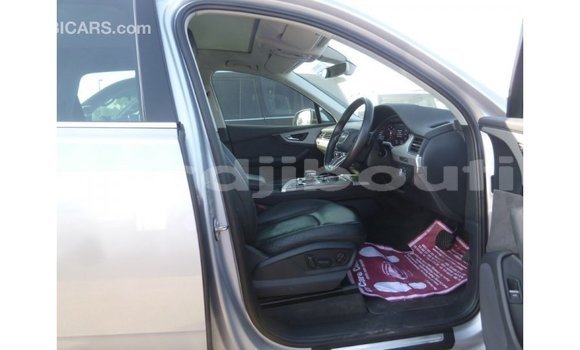 Acheter Import Voiture Audi Q7 Autre à Import - Dubai, Ali Sabieh Region Acheter Import Voiture Audi Q7 Autre à Import - Dubai, Ali Sabieh Region