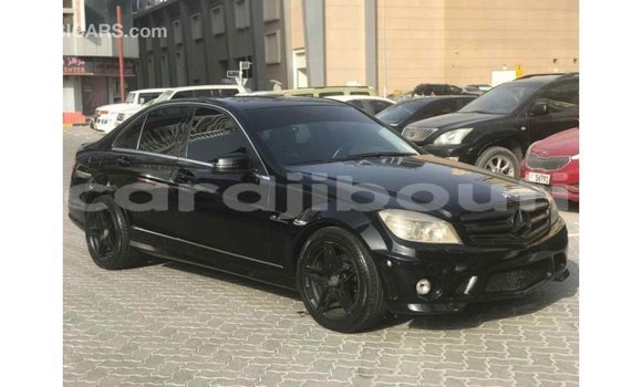 Buy Import Mercedes-Benz 190 (W201) Black Car in Import - Dubai in Ali Sabieh Region Buy Import Mercedes-Benz 190 (W201) Black Car in Import - Dubai in Ali Sabieh Region