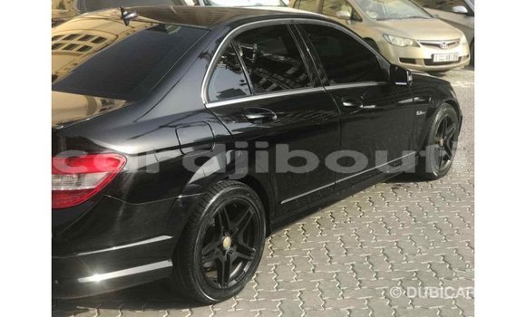 Buy Import Mercedes-Benz 190 (W201) Black Car in Import - Dubai in Ali Sabieh Region Buy Import Mercedes-Benz 190 (W201) Black Car in Import - Dubai in Ali Sabieh Region