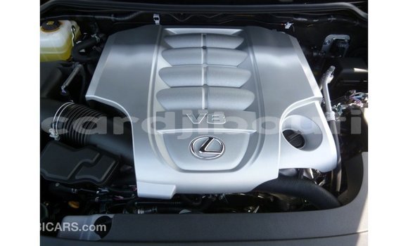 Acheter Import Voiture Lexus LX Noir à Import - Dubai, Ali Sabieh Region Acheter Import Voiture Lexus LX Noir à Import - Dubai, Ali Sabieh Region