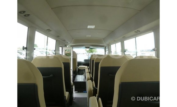 Acheter Import Voiture Toyota Coaster Blanc à Import - Dubai, Ali Sabieh Region Acheter Import Voiture Toyota Coaster Blanc à Import - Dubai, Ali Sabieh Region