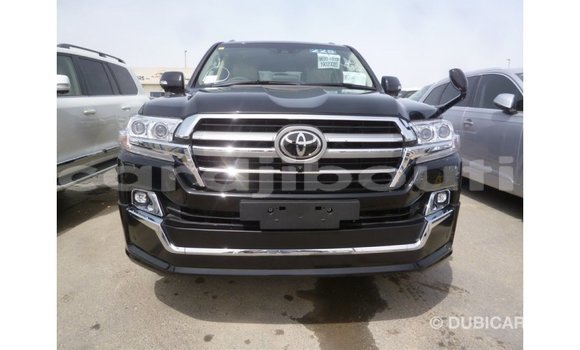 Acheter Import Voiture Toyota Land Cruiser Noir à Import - Dubai, Ali Sabieh Region Acheter Import Voiture Toyota Land Cruiser Noir à Import - Dubai, Ali Sabieh Region