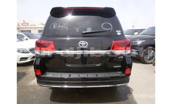 Acheter Import Voiture Toyota Land Cruiser Noir à Import - Dubai, Ali Sabieh Region Acheter Import Voiture Toyota Land Cruiser Noir à Import - Dubai, Ali Sabieh Region