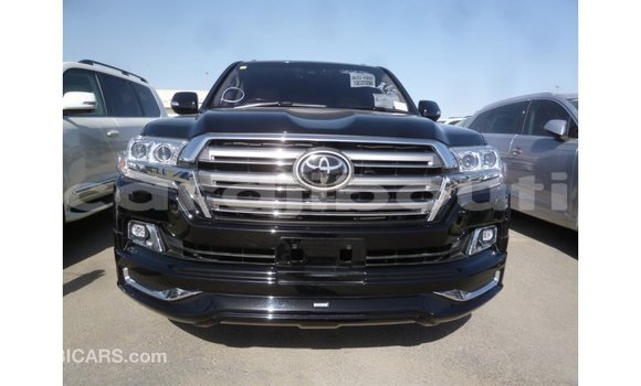 Acheter Import Voiture Toyota Land Cruiser Noir à Import - Dubai, Ali Sabieh Region Acheter Import Voiture Toyota Land Cruiser Noir à Import - Dubai, Ali Sabieh Region