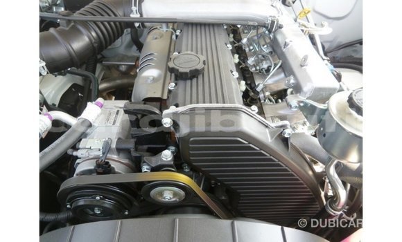 Acheter Import Voiture Toyota Land Cruiser Blanc à Import - Dubai, Ali Sabieh Region Acheter Import Voiture Toyota Land Cruiser Blanc à Import - Dubai, Ali Sabieh Region