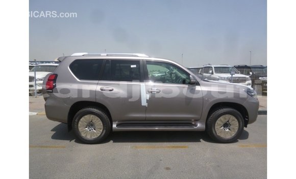 Acheter Import Voiture Toyota Prado Marron à Import - Dubai, Ali Sabieh Region Acheter Import Voiture Toyota Prado Marron à Import - Dubai, Ali Sabieh Region