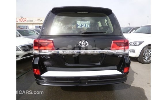 Acheter Import Voiture Toyota Land Cruiser Noir à Import - Dubai, Ali Sabieh Region Acheter Import Voiture Toyota Land Cruiser Noir à Import - Dubai, Ali Sabieh Region