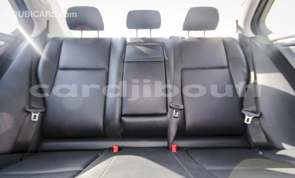 Acheter Import Voiture Mercedes-Benz 200 Blanc à Import - Dubai, Ali Sabieh Region Acheter Import Voiture Mercedes-Benz 200 Blanc à Import - Dubai, Ali Sabieh Region