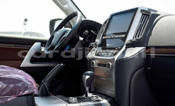 Acheter Neuf Voiture Toyota Land Cruiser Noir à Alaili Dadda, Obock Acheter Neuf Voiture Toyota Land Cruiser Noir à Alaili Dadda, Obock