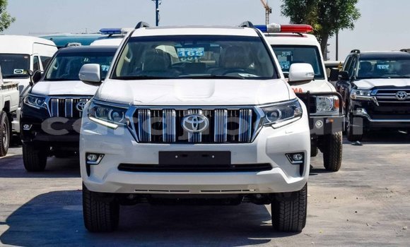 Acheter Neuf Voiture Toyota Land Cruiser Prado Blanc à Alaili Dadda, Obock Acheter Neuf Voiture Toyota Land Cruiser Prado Blanc à Alaili Dadda, Obock
