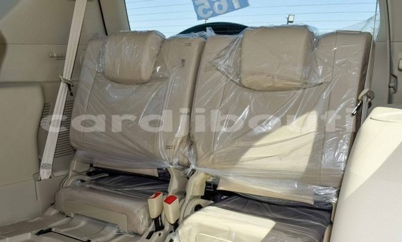 Acheter Neuf Voiture Toyota Land Cruiser Prado Blanc à Alaili Dadda, Obock Acheter Neuf Voiture Toyota Land Cruiser Prado Blanc à Alaili Dadda, Obock