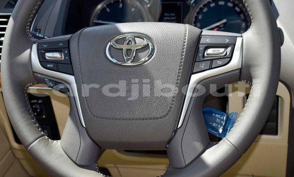 Acheter Neuf Voiture Toyota Land Cruiser Prado Blanc à Alaili Dadda, Obock Acheter Neuf Voiture Toyota Land Cruiser Prado Blanc à Alaili Dadda, Obock