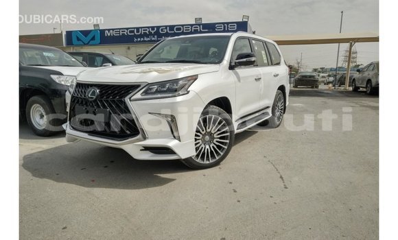 Acheter Import Voiture Lexus LX Blanc à Import - Dubai, Ali Sabieh Region Acheter Import Voiture Lexus LX Blanc à Import - Dubai, Ali Sabieh Region