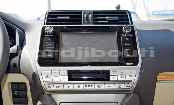 Acheter Neuf Voiture Toyota Land Cruiser Prado Blanc à Alaili Dadda, Obock Acheter Neuf Voiture Toyota Land Cruiser Prado Blanc à Alaili Dadda, Obock
