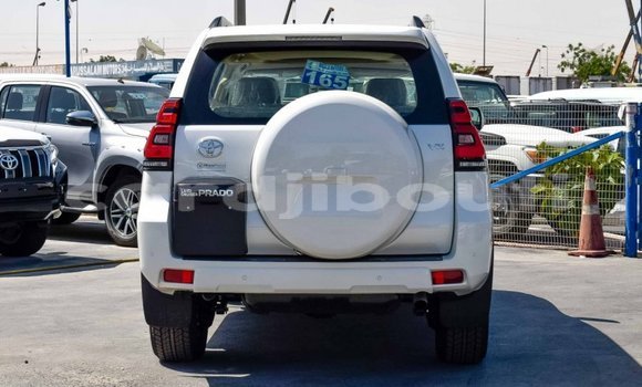 Acheter Neuf Voiture Toyota Land Cruiser Prado Blanc à Alaili Dadda, Obock Acheter Neuf Voiture Toyota Land Cruiser Prado Blanc à Alaili Dadda, Obock