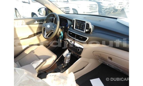 Buy Import Hyundai Tucson Red Car in Import - Dubai in Ali Sabieh Region Buy Import Hyundai Tucson Red Car in Import - Dubai in Ali Sabieh Region