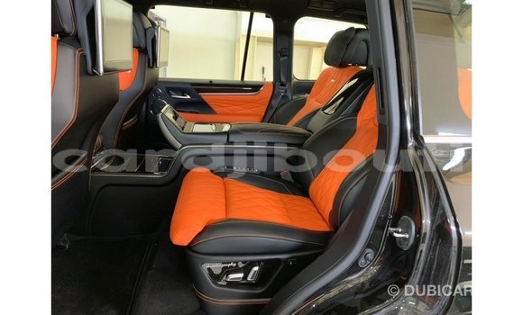Acheter Import Voiture Lexus LX Noir à Import - Dubai, Ali Sabieh Region Acheter Import Voiture Lexus LX Noir à Import - Dubai, Ali Sabieh Region