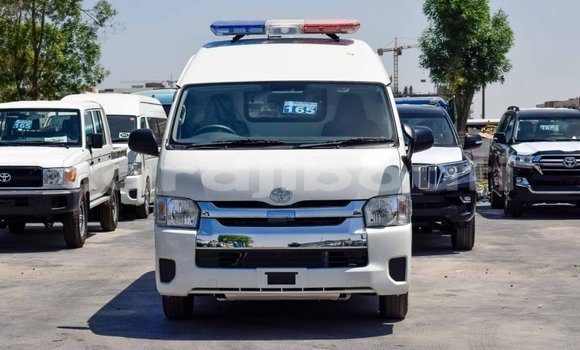 Acheter Neuf Voiture Toyota Hiace Blanc à Alaili Dadda, Obock Acheter Neuf Voiture Toyota Hiace Blanc à Alaili Dadda, Obock