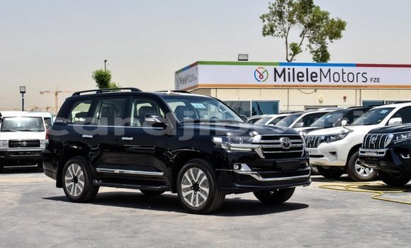 Acheter Neuf Voiture Toyota Land Cruiser Noir à Alaili Dadda, Obock Acheter Neuf Voiture Toyota Land Cruiser Noir à Alaili Dadda, Obock