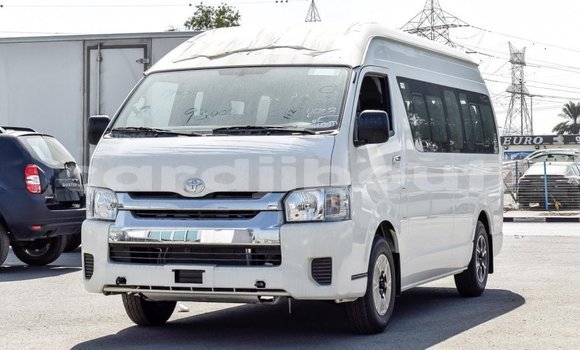 Buy Import Toyota Hiace White Car in Import - Dubai in Ali Sabieh Region Buy Import Toyota Hiace White Car in Import - Dubai in Ali Sabieh Region