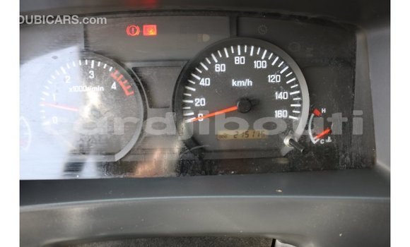 Acheter Import Voiture Isuzu Rodeo Blanc à Import - Dubai, Ali Sabieh Region