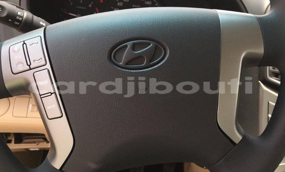 Buy Import Hyundai Accent White Car in Import - Dubai in Ali Sabieh Region Buy Import Hyundai Accent White Car in Import - Dubai in Ali Sabieh Region