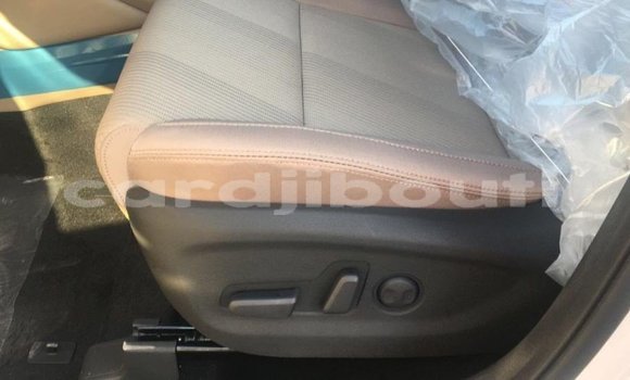 Buy Import Hyundai Tucson White Car in Import - Dubai in Ali Sabieh Region Buy Import Hyundai Tucson White Car in Import - Dubai in Ali Sabieh Region