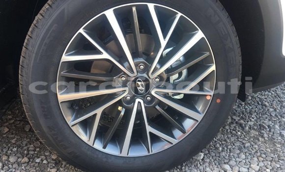 Buy Import Hyundai Tucson White Car in Import - Dubai in Ali Sabieh Region Buy Import Hyundai Tucson White Car in Import - Dubai in Ali Sabieh Region