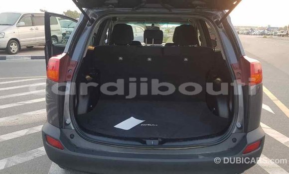 Buy Import Toyota Highlander Other Car in Import - Dubai in Ali Sabieh Region Buy Import Toyota Highlander Other Car in Import - Dubai in Ali Sabieh Region