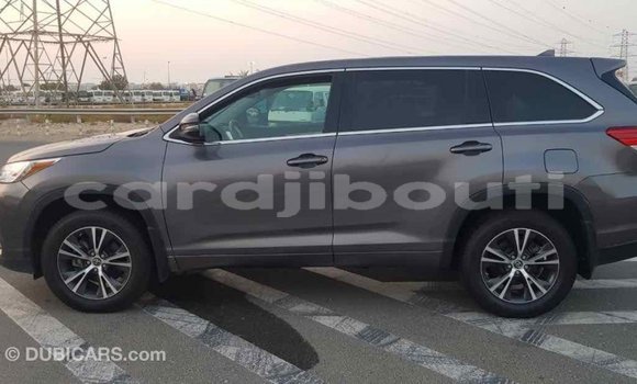 Buy Import Toyota Highlander Other Car in Import - Dubai in Ali Sabieh Region Buy Import Toyota Highlander Other Car in Import - Dubai in Ali Sabieh Region