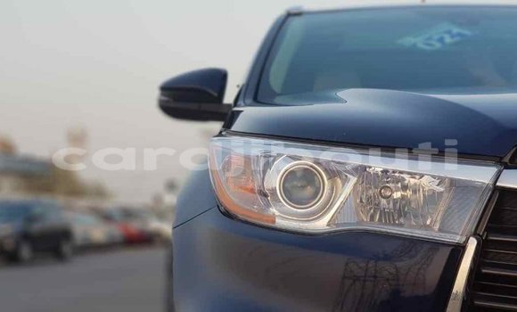 Buy Import Toyota Highlander Blue Car in Import - Dubai in Ali Sabieh Region Buy Import Toyota Highlander Blue Car in Import - Dubai in Ali Sabieh Region