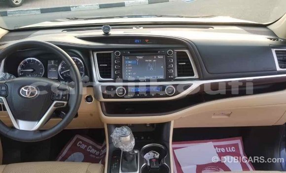 Buy Import Toyota Highlander Blue Car in Import - Dubai in Ali Sabieh Region Buy Import Toyota Highlander Blue Car in Import - Dubai in Ali Sabieh Region