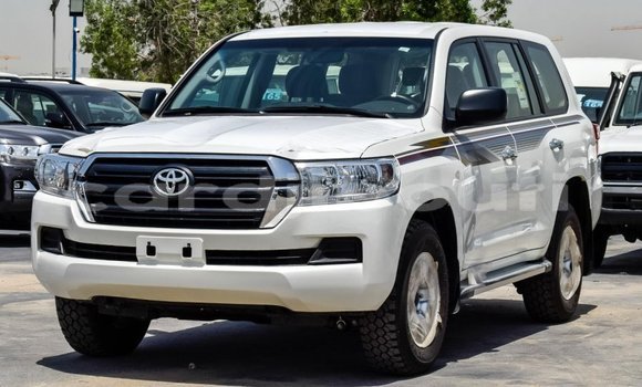 Buy New Toyota Land Cruiser White Car in Alaili Dadda in Obock Buy New Toyota Land Cruiser White Car in Alaili Dadda in Obock
