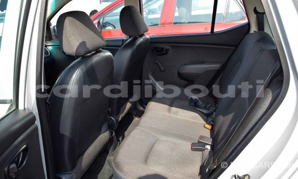 Buy Import Hyundai i10 Other Car in Import - Dubai in Ali Sabieh Region Buy Import Hyundai i10 Other Car in Import - Dubai in Ali Sabieh Region