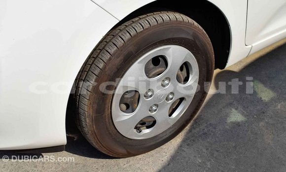 Buy Import Kia Picanto White Car in Import - Dubai in Ali Sabieh Region Buy Import Kia Picanto White Car in Import - Dubai in Ali Sabieh Region