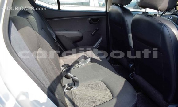 Buy Import Hyundai i10 Other Car in Import - Dubai in Ali Sabieh Region Buy Import Hyundai i10 Other Car in Import - Dubai in Ali Sabieh Region