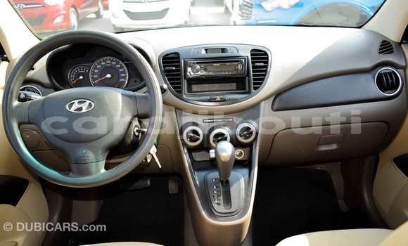 Buy Import Hyundai i10 Beige Car in Import - Dubai in Ali Sabieh Region Buy Import Hyundai i10 Beige Car in Import - Dubai in Ali Sabieh Region