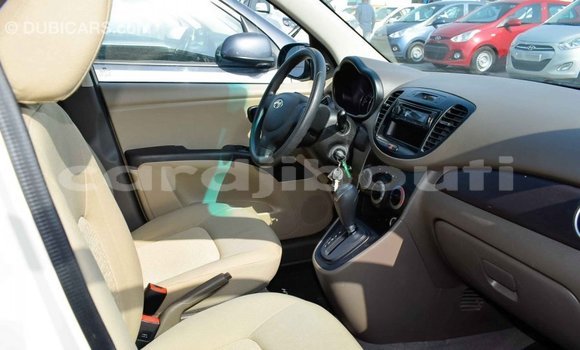 Buy Import Hyundai i10 Beige Car in Import - Dubai in Ali Sabieh Region Buy Import Hyundai i10 Beige Car in Import - Dubai in Ali Sabieh Region