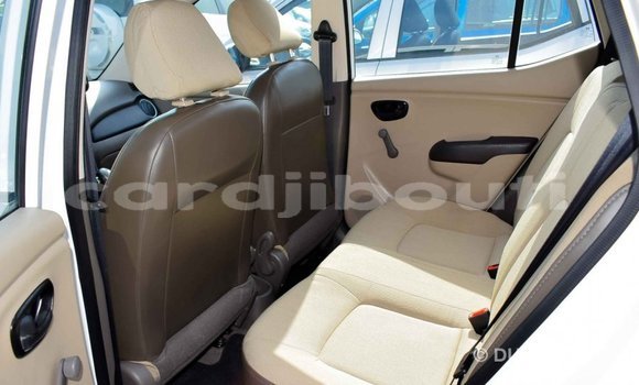 Buy Import Hyundai i10 White Car in Import - Dubai in Ali Sabieh Region Buy Import Hyundai i10 White Car in Import - Dubai in Ali Sabieh Region