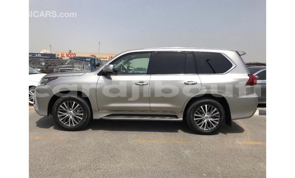 Acheter Import Voiture Lexus LX Autre à Import - Dubai, Ali Sabieh Region Acheter Import Voiture Lexus LX Autre à Import - Dubai, Ali Sabieh Region