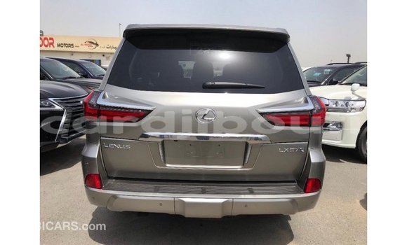 Acheter Import Voiture Lexus LX Autre à Import - Dubai, Ali Sabieh Region Acheter Import Voiture Lexus LX Autre à Import - Dubai, Ali Sabieh Region