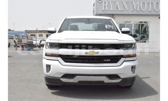 Acheter Import Voiture Chevrolet Silverado Blanc à Import - Dubai, Ali Sabieh Region