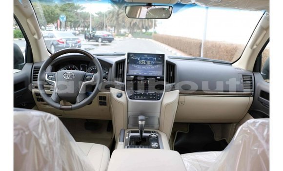Buy Import Toyota Land Cruiser Black Car in Import - Dubai in Ali Sabieh Region Buy Import Toyota Land Cruiser Black Car in Import - Dubai in Ali Sabieh Region