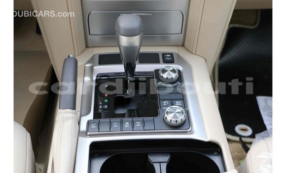 Buy Import Toyota Land Cruiser Black Car in Import - Dubai in Ali Sabieh Region Buy Import Toyota Land Cruiser Black Car in Import - Dubai in Ali Sabieh Region